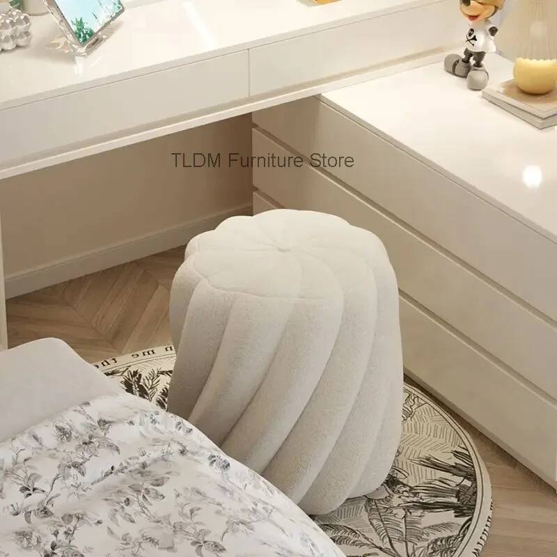 Bangku Bulat Berlipit dari Wol - Home Barcelona ulasan dan harga